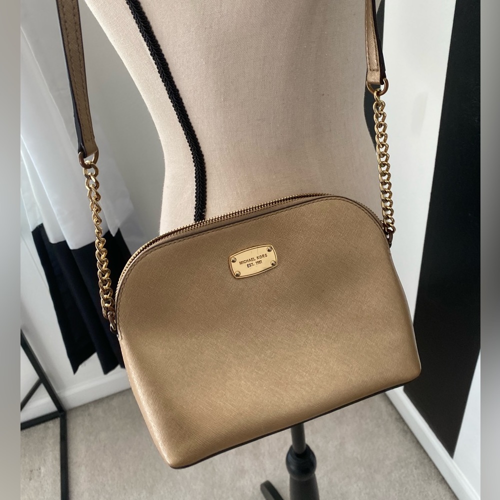 Micheal Kors gold crossbody purse